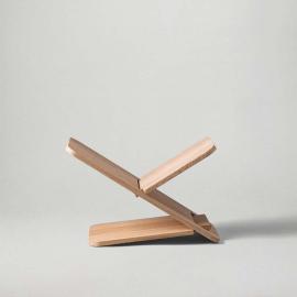 NM Bookstand, Oak 