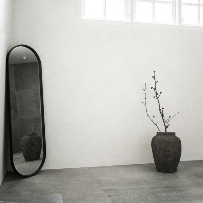 Norm, Wall Mirror, Oval, Black